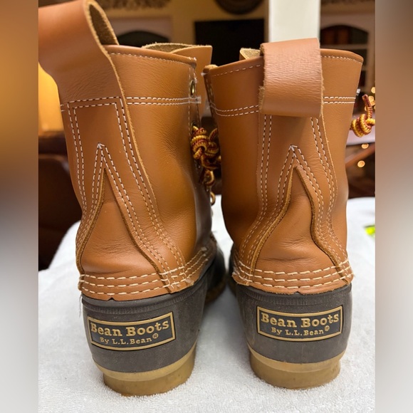 L.L. Bean Ladies Bean Boots in Tan and Brown AKA “Duck Boots” 🤎 - Picture 5 of 11